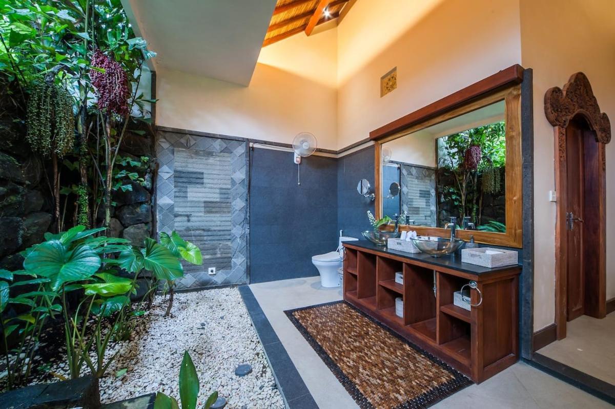 Luxury 3Br Infinity Jungle View Aashaya Villa Ubud Eksteriør billede
