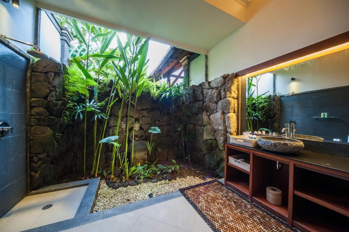 Luxury 3Br Infinity Jungle View Aashaya Villa Ubud Eksteriør billede